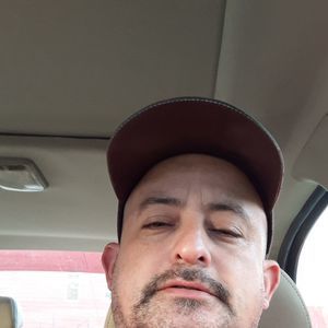 Meet your Posher, Raúl gómez